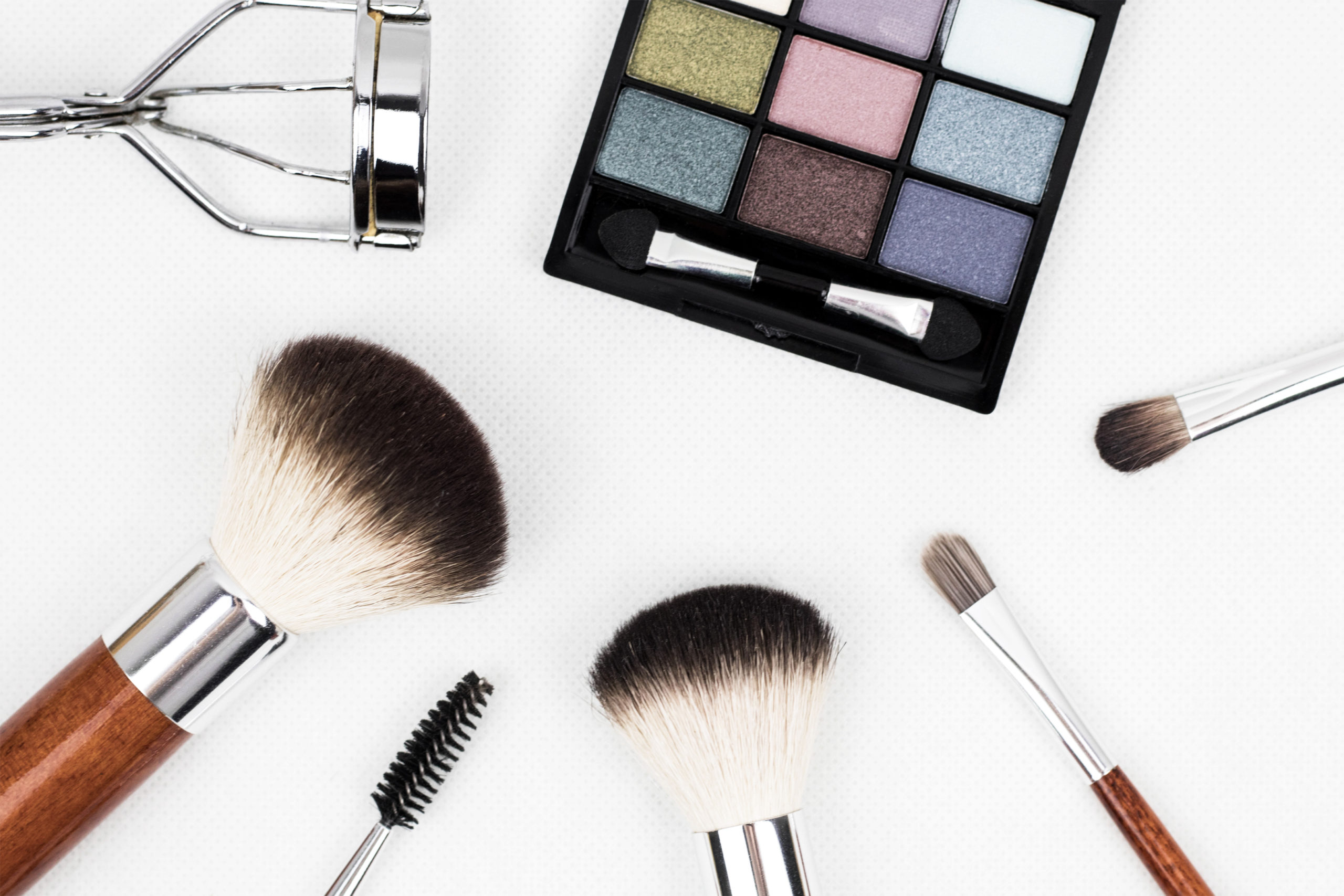 How To Clean Your Makeup And Tools Lo